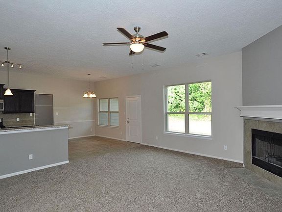 5th image of 104 Ryan Dr