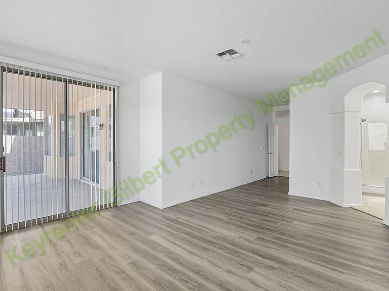 33958 N Barbara Dr — Photo 21