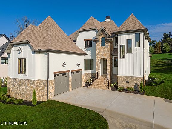 2nd image of 544 Lone Willow Dr