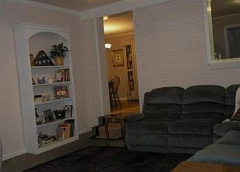 3rd image of 1806 Foxdale Dr