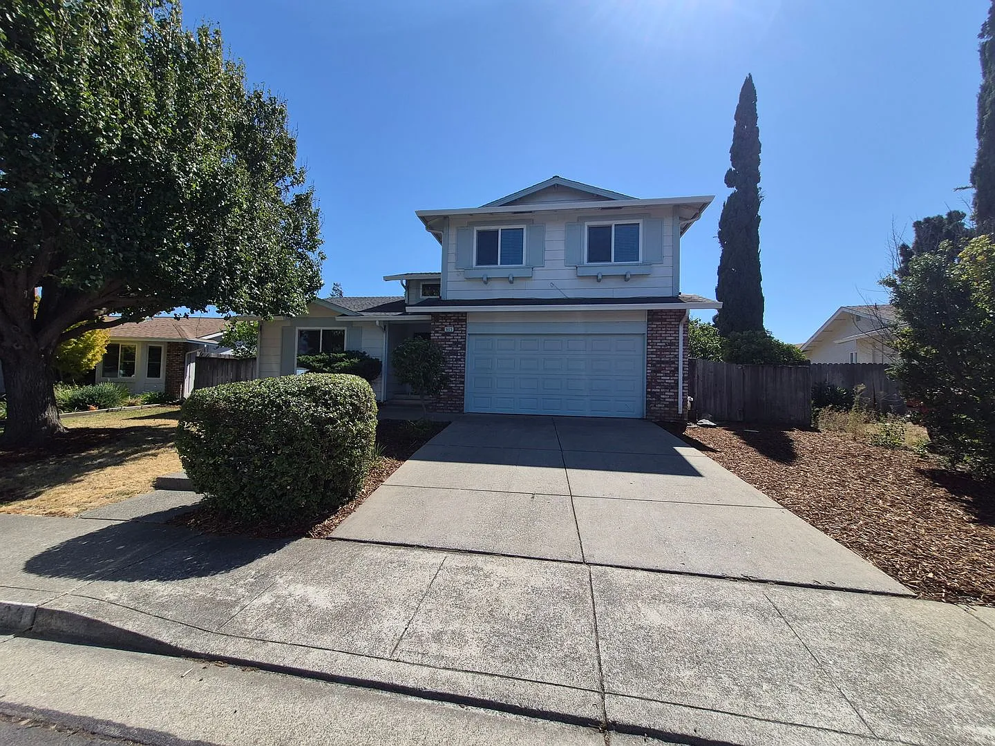 Nicely Updated, Situated Between Vacaville, Fairfield and Near Travis Air Force Base — Photo 2
