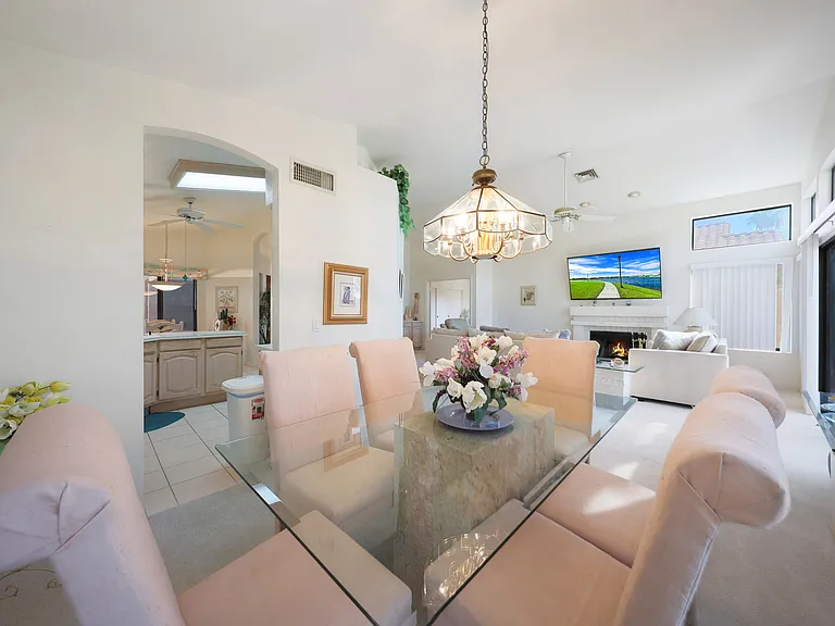 9445 W Taro Ln — Photo 10
