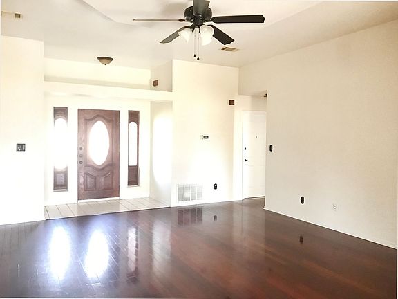 3rd image of 2308 Lava Ln