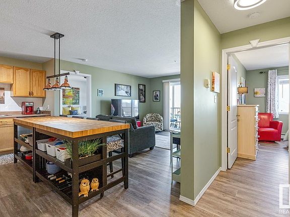 2nd image of 4703 43rd Ave #307