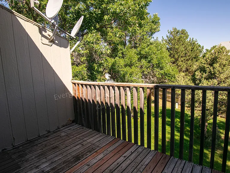 Q-02 — Photo 22