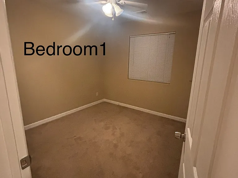 704 Illinois Ave — Photo 5