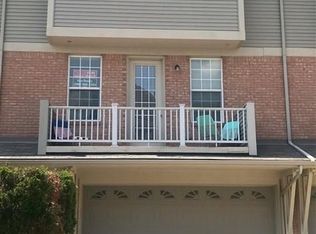 56635 Sunset Dr, Shelby Township, MI 48316