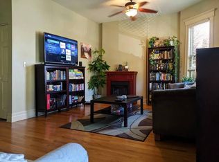 1283 W Early Ave APT 1W, Chicago, IL 60660
