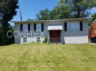 7040 Bluecrest Dr, Cincinnati, OH 45230