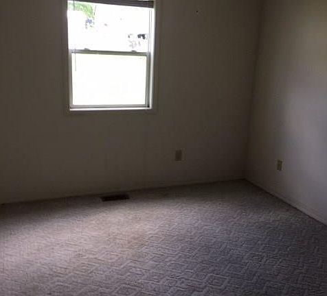 5th image of 308 Rockwood Ave