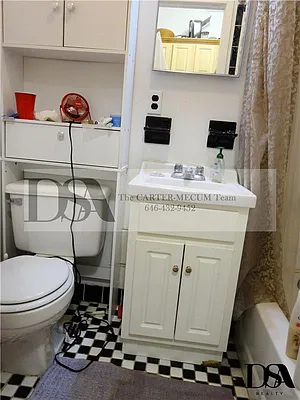 Rented by DSA Realty | media 34