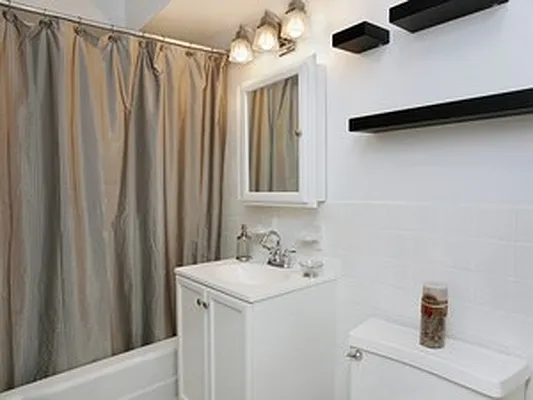 Rented by Corcoran | media 24