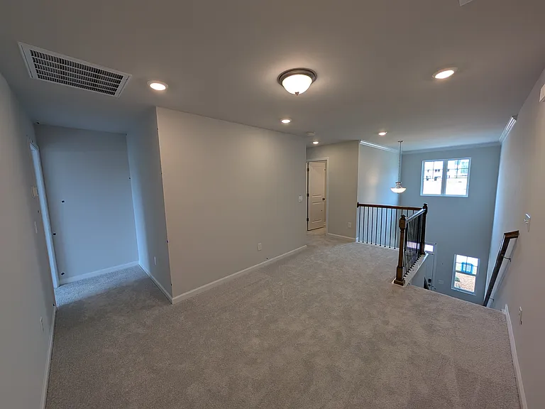 518 Hester Rd — Photo 10