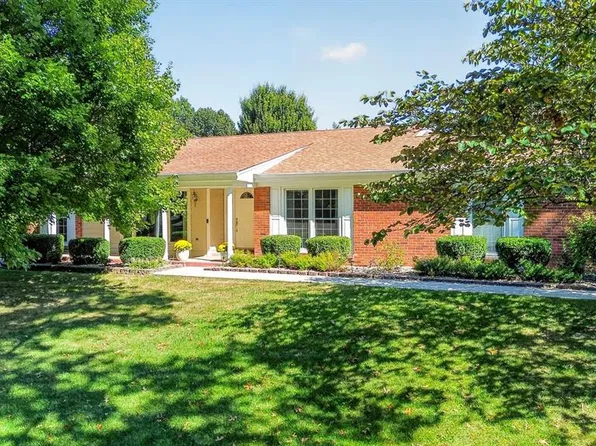 1584 Foxleigh Ct, Saint Louis, MO 63131
