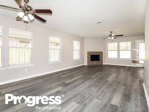 3rd image of 18456 Sunrise Oaks Ct