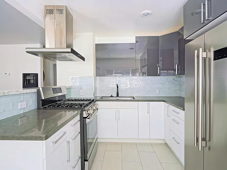 826 Archer St #826 — Photo 6