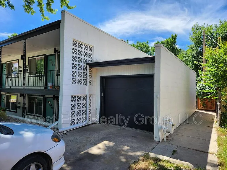 352 W 5th St — Photo 6