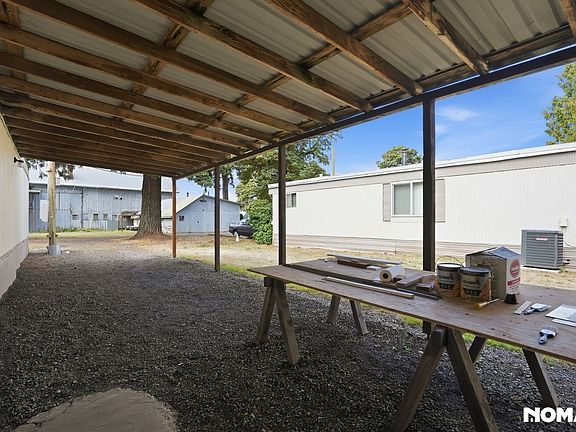 5th image of 35390 SE Bluff Rd Space 3