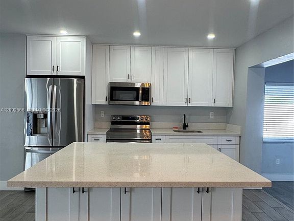 3rd image of 9321 SW 26th St
