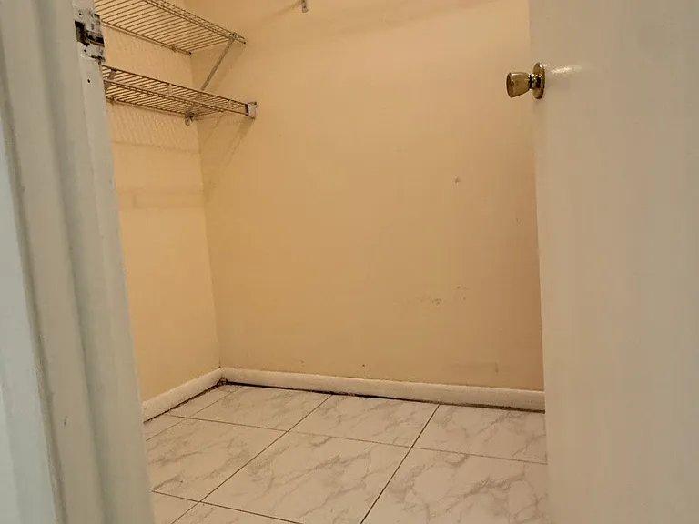 3091 Saint Clair Ave #B — Photo 9