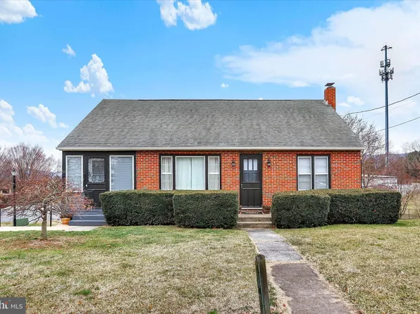 11966 Buchanan Trl W, Mercersburg, PA 17236