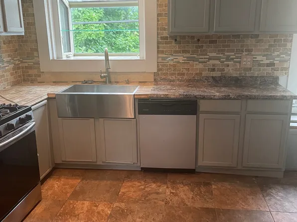 214 5th Avenue, 214 5th Ave, New Kensington, PA 15068