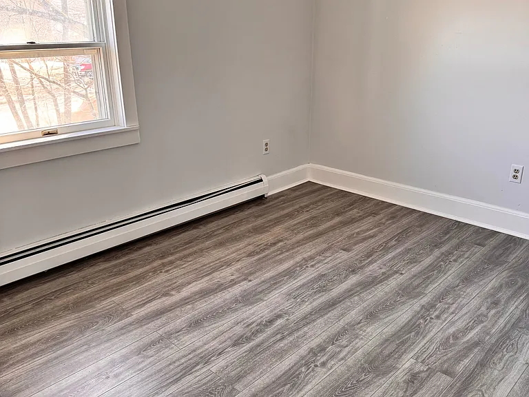 317 S Main St #6 — Photo 12