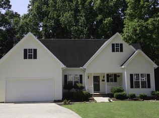 249 Oak Ridge Dr, Greenwood, SC 29649