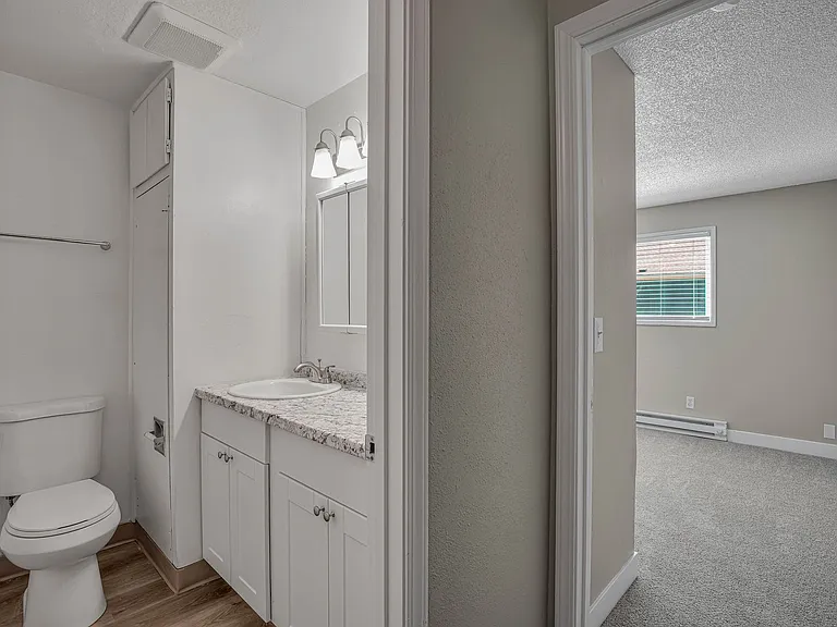 11900 SW Allen Blvd — Photo 10