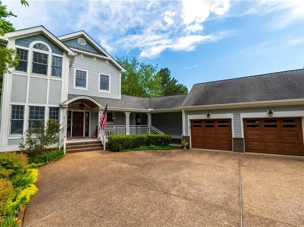 207 Megan Loop S, Hertford, NC 27944