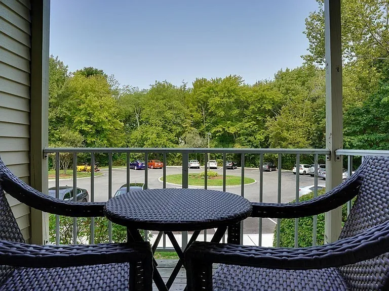 11 Thoreau Ct #7 — Photo 17
