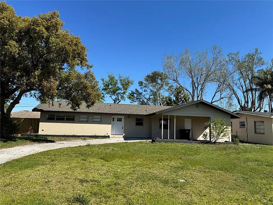 1219 Browning Ave