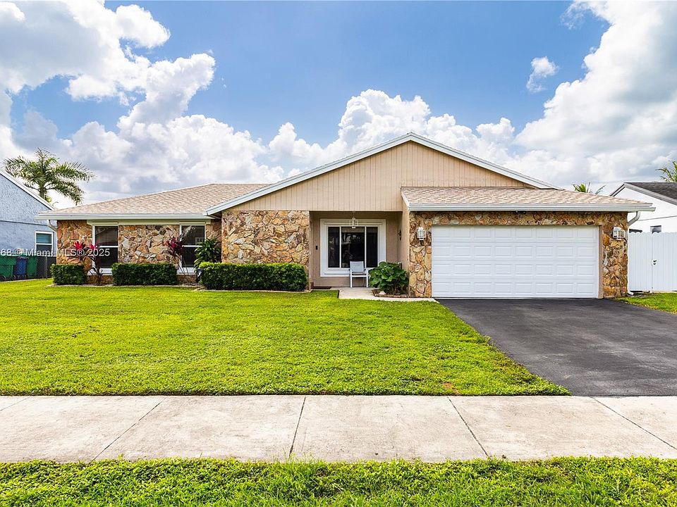 1st image of 11656 SW 50th Ct