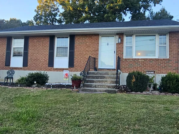 2645 Creekwood Dr, Salem, VA 24153