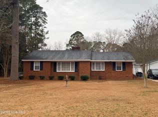 13400 Sycamore Lane, Laurinburg, NC 28352