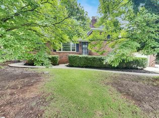 132 Trent Dr, Taylors, SC 29687