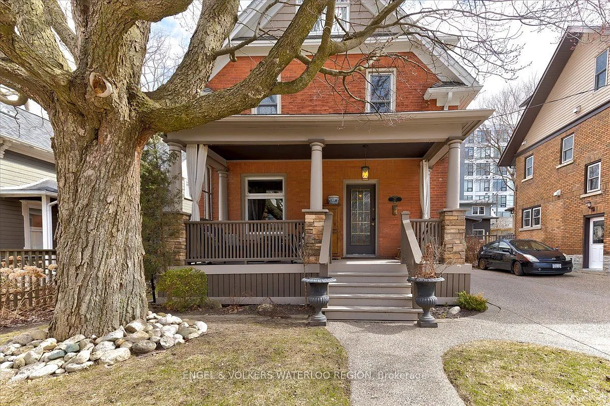 27 Shanley St photo 1