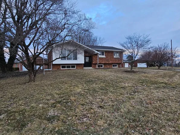 29 W Boren Ave, Poseyville, IN 47633
