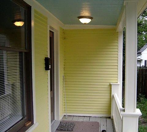 Entry porch