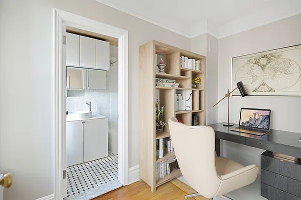 Rented by Compass | media 24