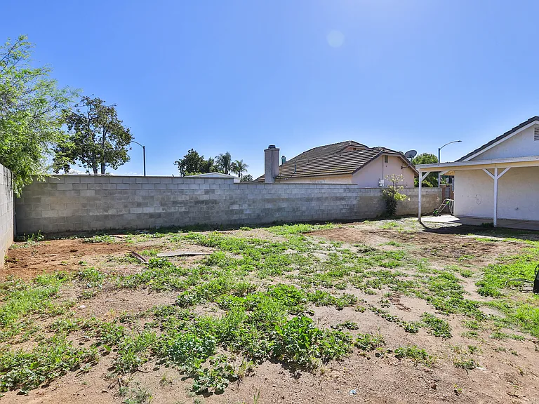 6300 Vonnie Ct — Photo 46