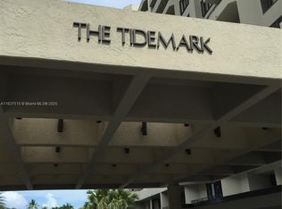 201 Crandon Blvd APT 207, Key Biscayne, FL 33149