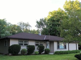W257S2719 Genesee Rd, Waukesha, WI 53188