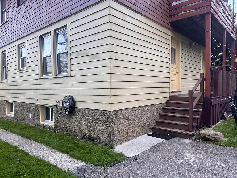 134 Asylum St #1 — Photo 20