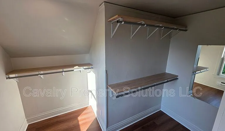 617 E 8th St #2 — Photo 10