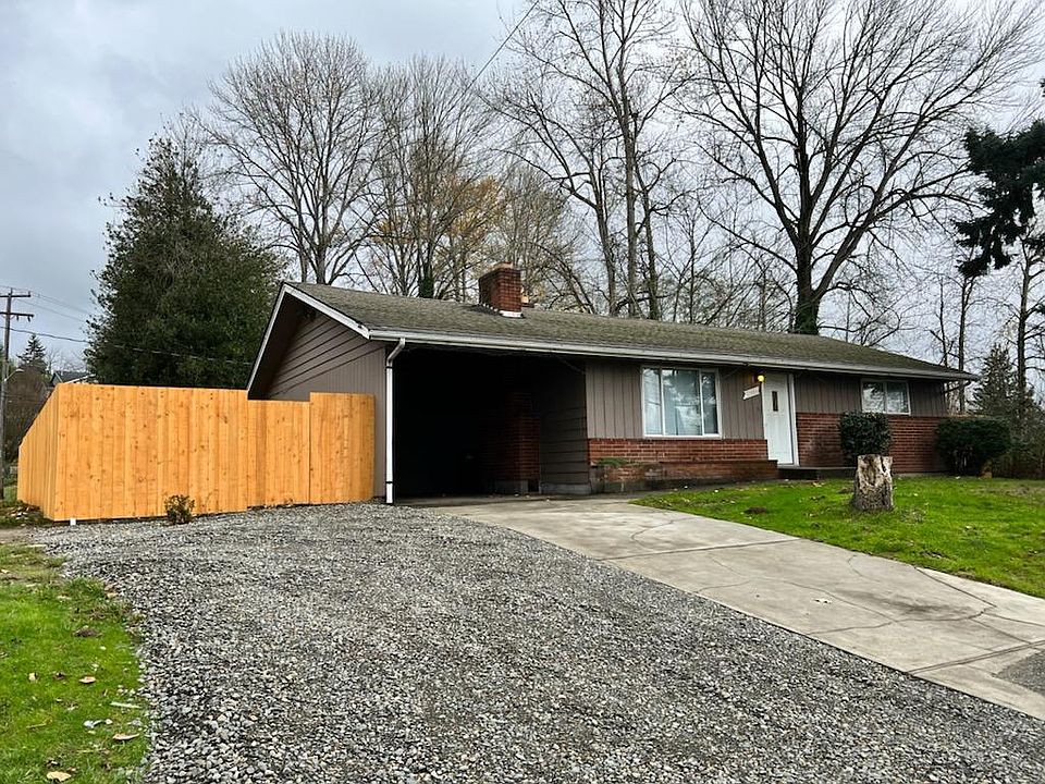 Welcome Home. This mid-century rambler is located on a large level lot in Skyway. Yard is fenced. Carport parking. Minutes away from I-5 access and convenient 101 bus line to Seattle.