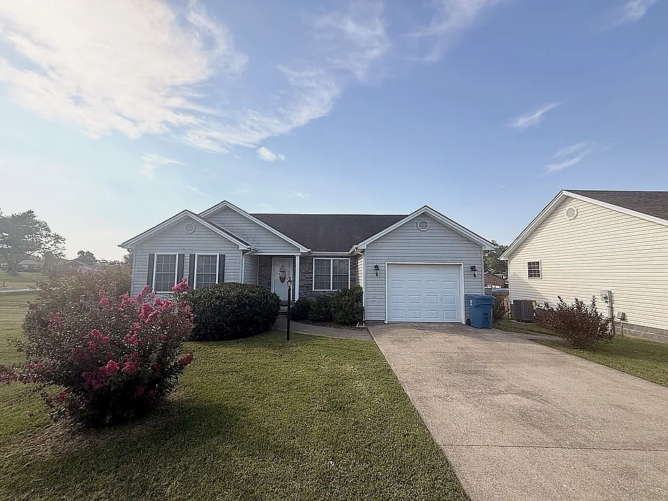 104 Grace Ct