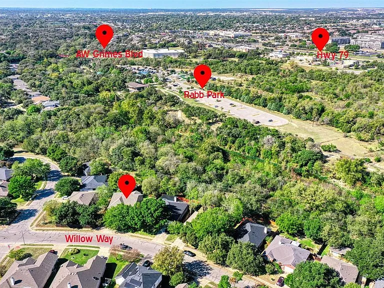 2412 Willow Way — Photo 37