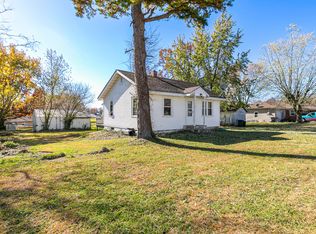 504 E Nelson Ave, Niangua, MO 65713