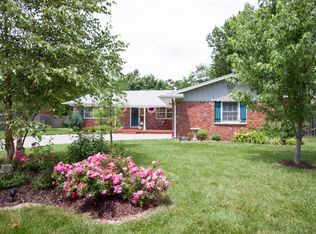 1663 N Glasgow St, Wichita, KS 67206
